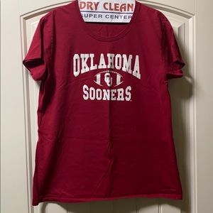 OU women’s shirt sleeved shirt